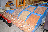 Malatya, dry apricots in the Bazaar